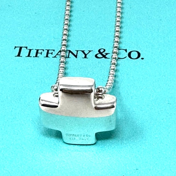 Authentic Tiffany & CO. Roman Square Cross Pendant Necklace. - Picture 3 of 10